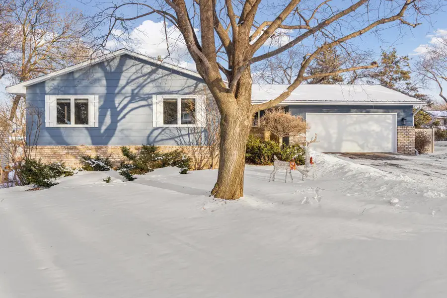 2003 Pleasant View Drive, New Brighton, MN 55112 - Image #2