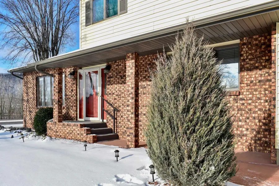 935 38th Avenue, Winona, MN 55987 - Image #2