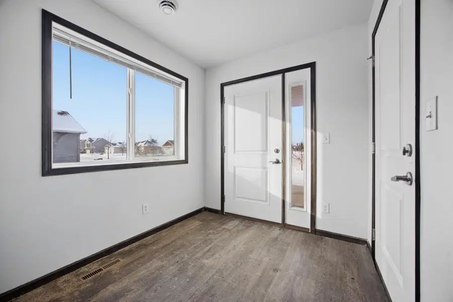 1800 41st Street S, Moorhead, MN 56560 - #3