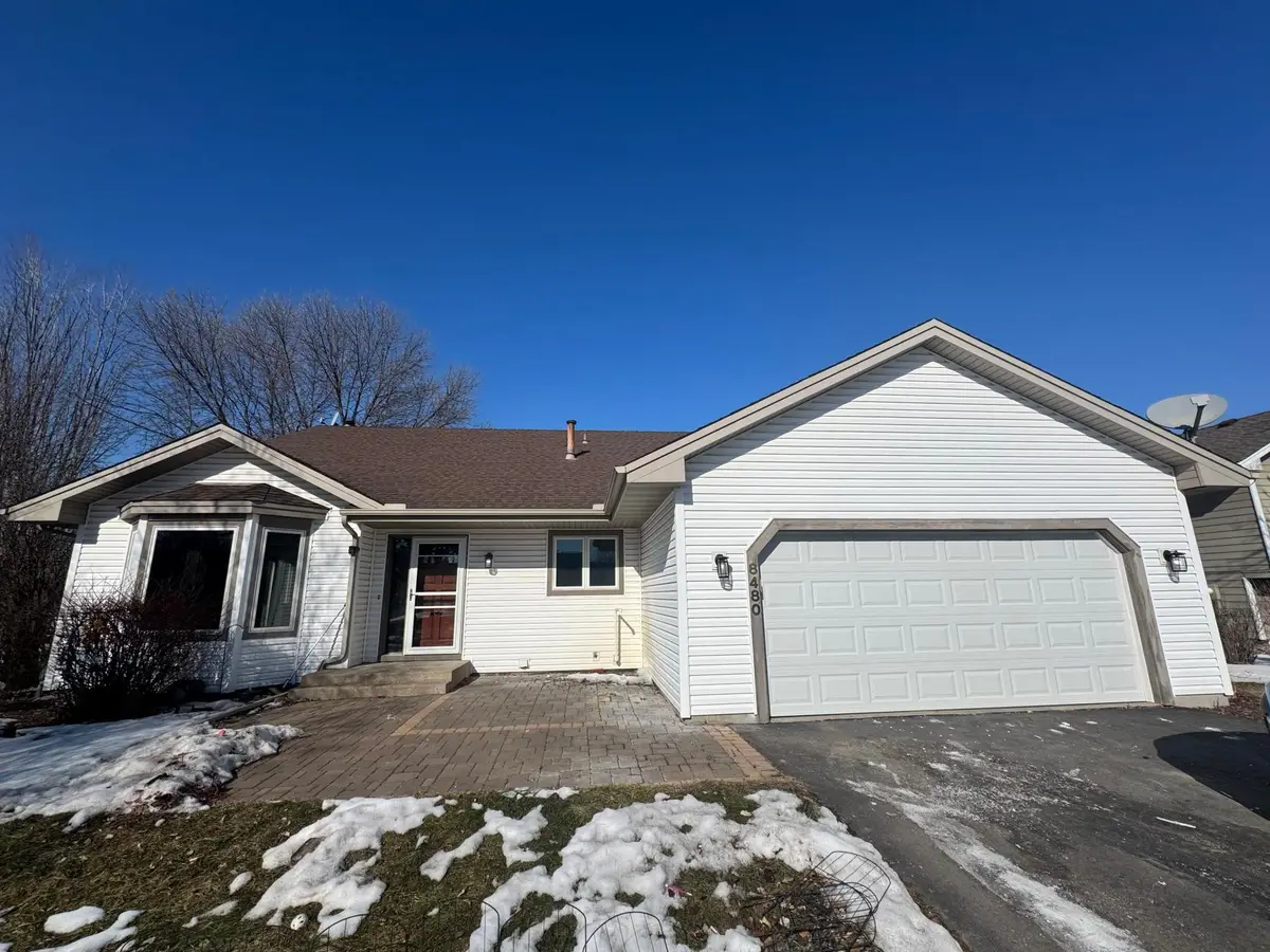 8480 Pelican Court, Chanhassen, MN 55317 - #1