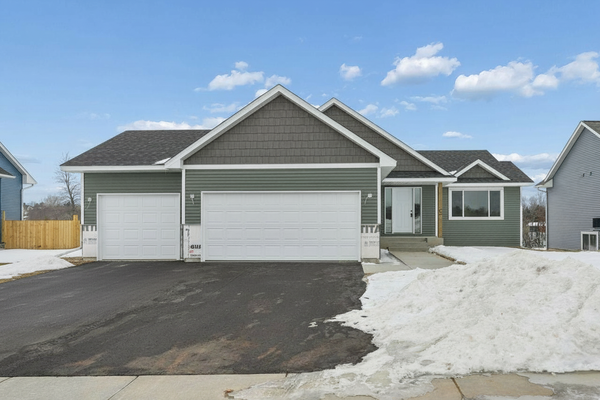 1175 Wisteria Lane, New Richmond, WI 54017