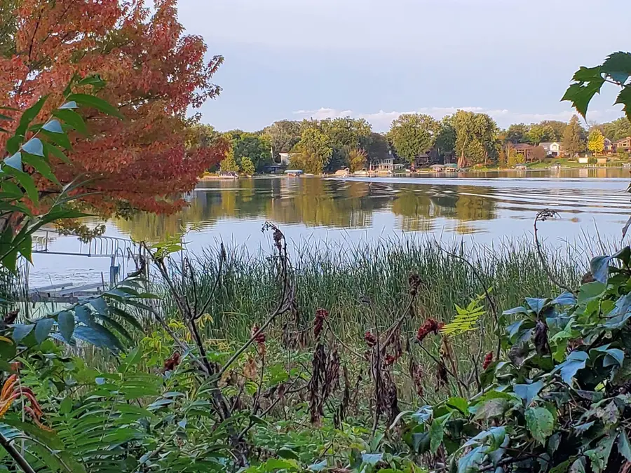 1304 W Medicine Lake Drive #119, Plymouth, MN 55441 - #3