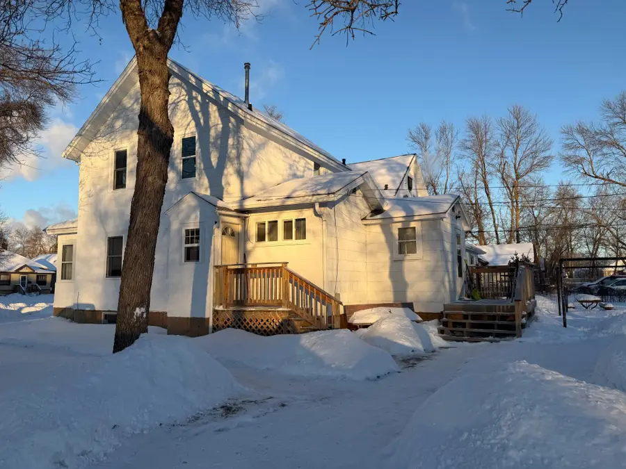 723 6th Street, International Falls, MN 56649 - Image #2