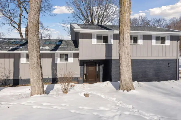 17100 Hampton Court, Minnetonka, MN 55345