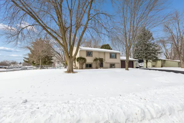 5439 Large Avenue Ne, Albertville, MN 55301