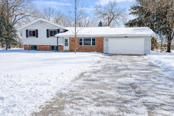 7849 Florida Circle N, Brooklyn Park, MN 55445
