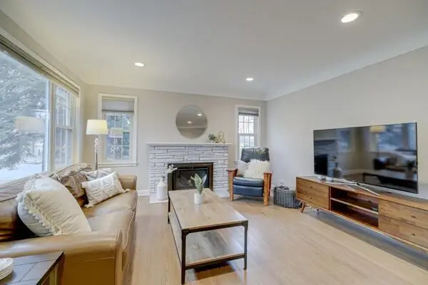 4752 York Avenue S, Minneapolis, MN 55410