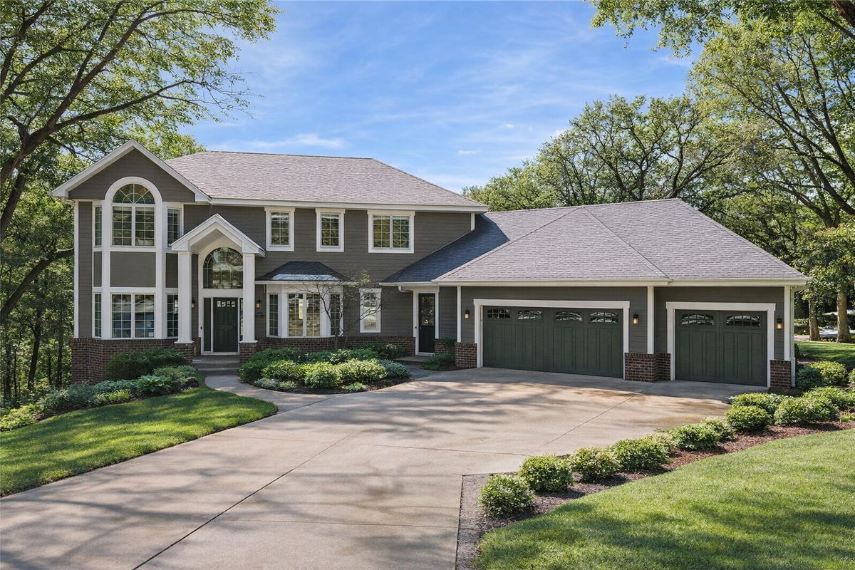 816 Westwood Drive S, Golden Valley, MN 55416 - #1