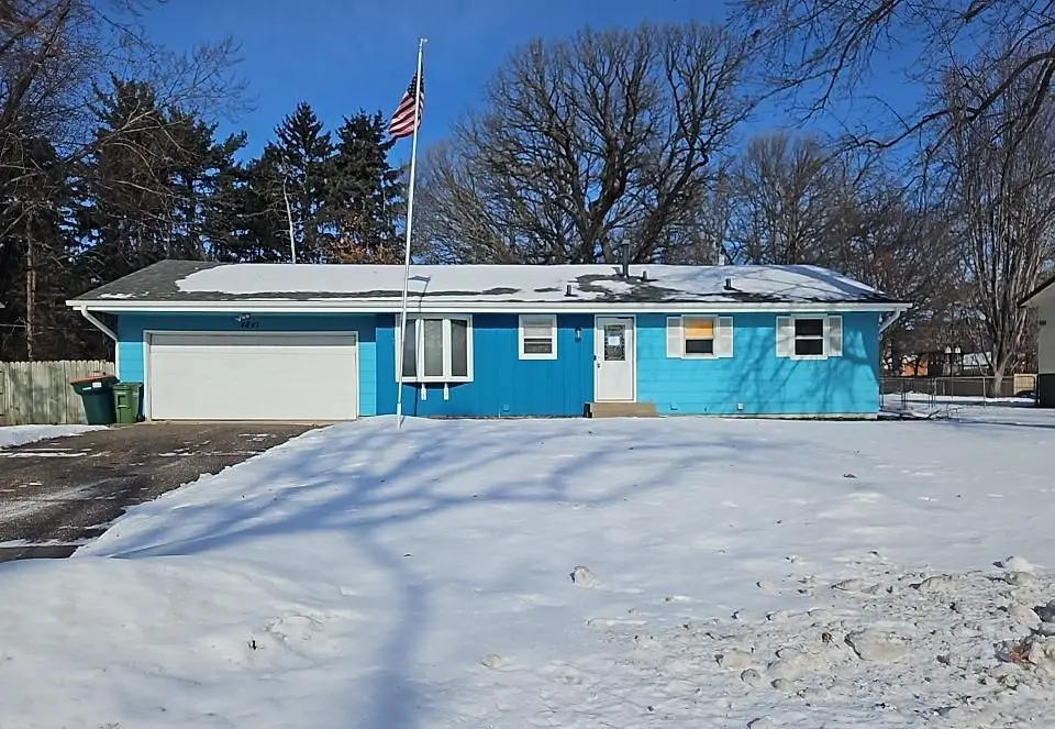 4841 105th Lane Ne, Blaine, MN 55014 - #1