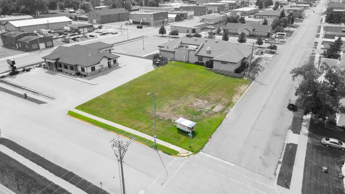 145 5th Avenue Ne, Valley City, ND 58072 - Image #1