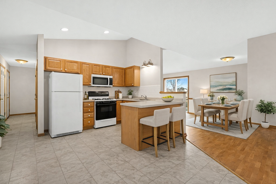 905 W Ridge Court, New Richmond, WI 54017 - #2