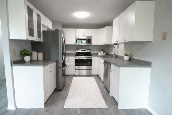 7501 Upper 167th Street W, Lakeville, MN 55044