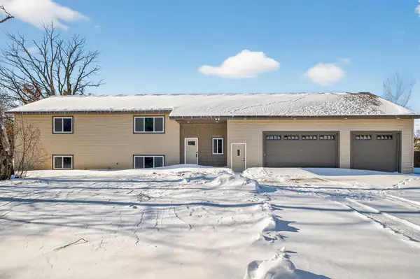 2588 101st Street Nw, Zimmerman, MN 55398