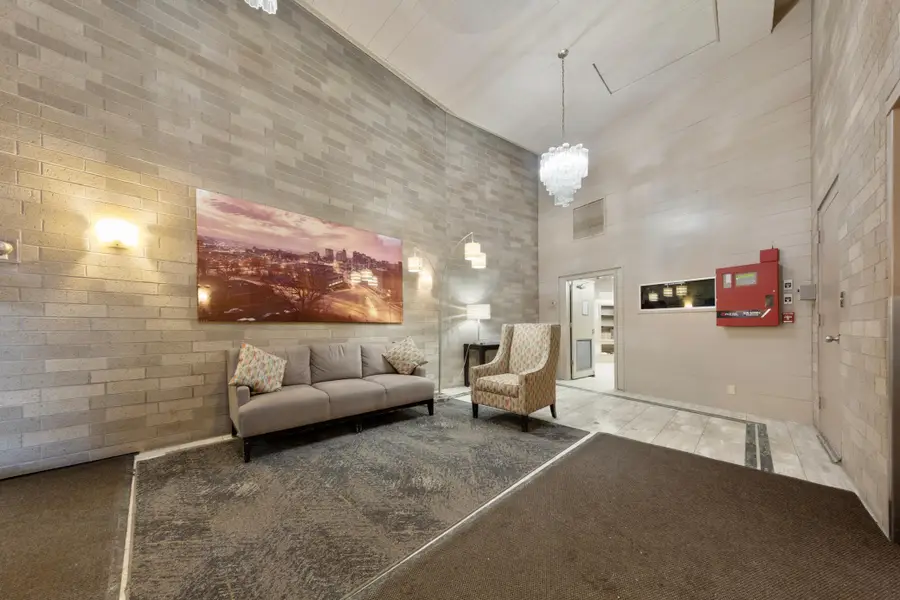 66 9th Street E #2516, Saint Paul, MN 55101 - #3