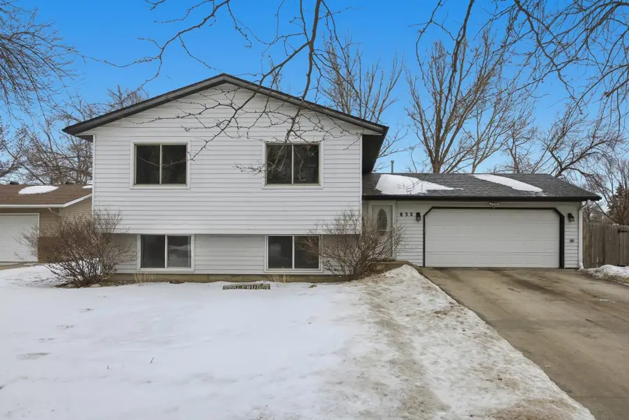 832 5th Avenue E, West Fargo, ND 58078 - #2