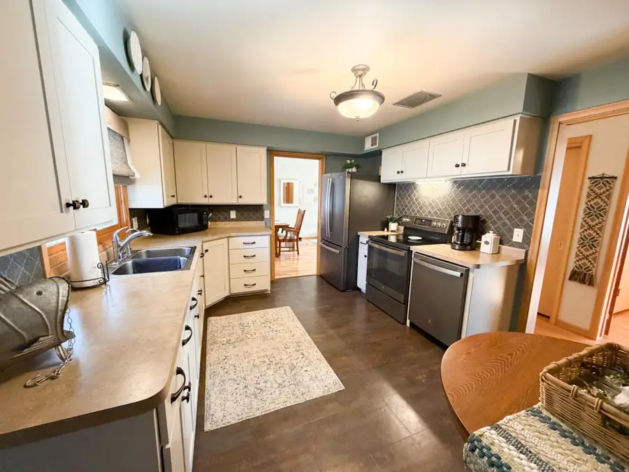 310 Worthmore Street, Worthington, MN 56187 - #3