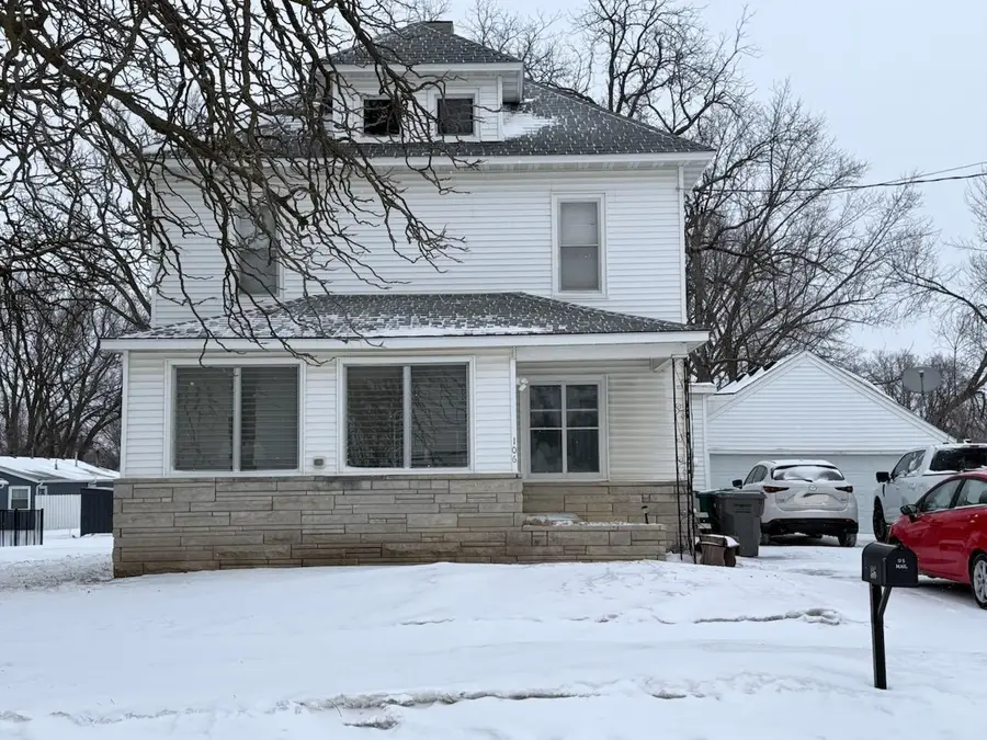 106 2nd Street Nw, Dodge Center, MN 55927 - #2