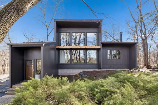 12 S Long Lake Trail, North Oaks, MN 55127