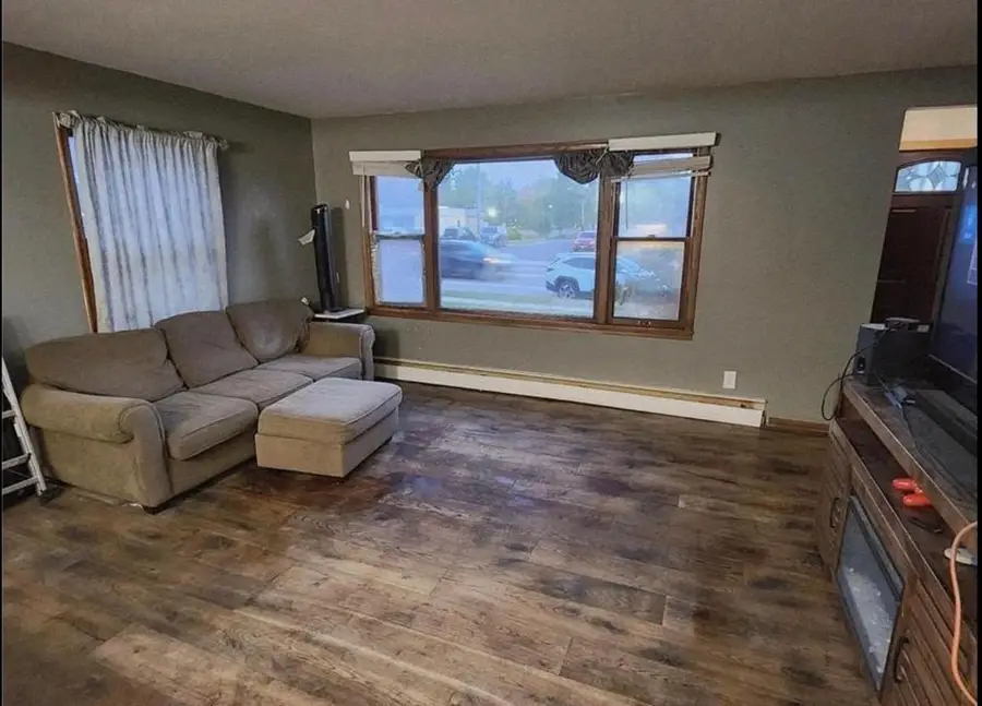 2603 17th Avenue E, North Saint Paul, MN 55109 - Image #2