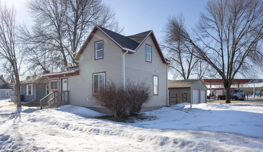 304 1st Avenue E, Halstad, MN 56548 - #2