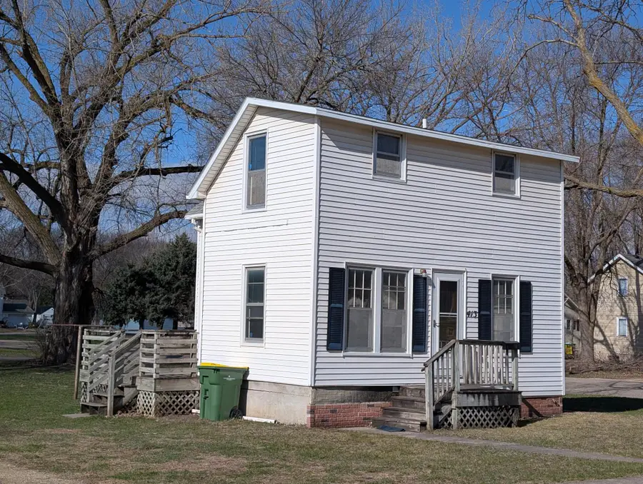 413 Mason Street, Marshall, MN 56258 - #2