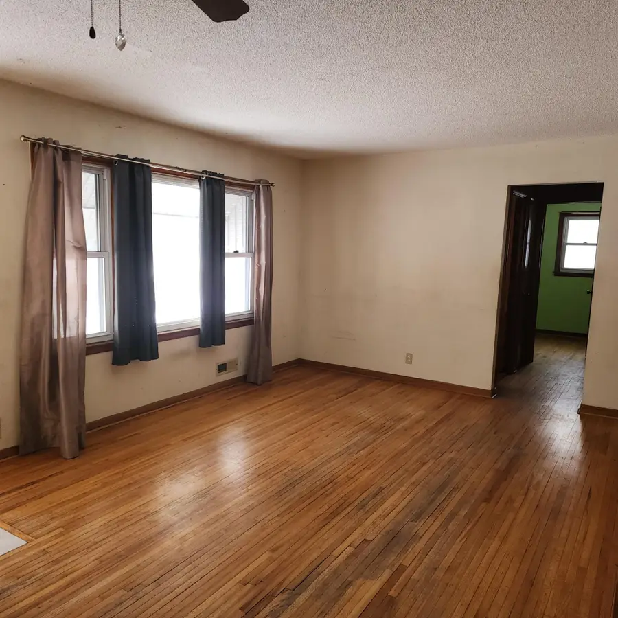 8657 Ingersoll Avenue S, Cottage Grove, MN 55016 - #2