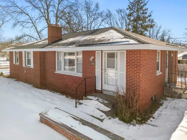 220 109th Avenue Ne, Blaine, MN 55434