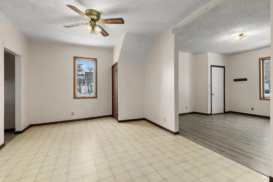 308 4th Avenue Ne, Little Falls, MN 56345 - #3