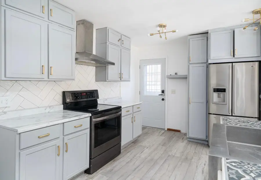 2463 Silver Lake Road Nw, New Brighton, MN 55112 - Image #3