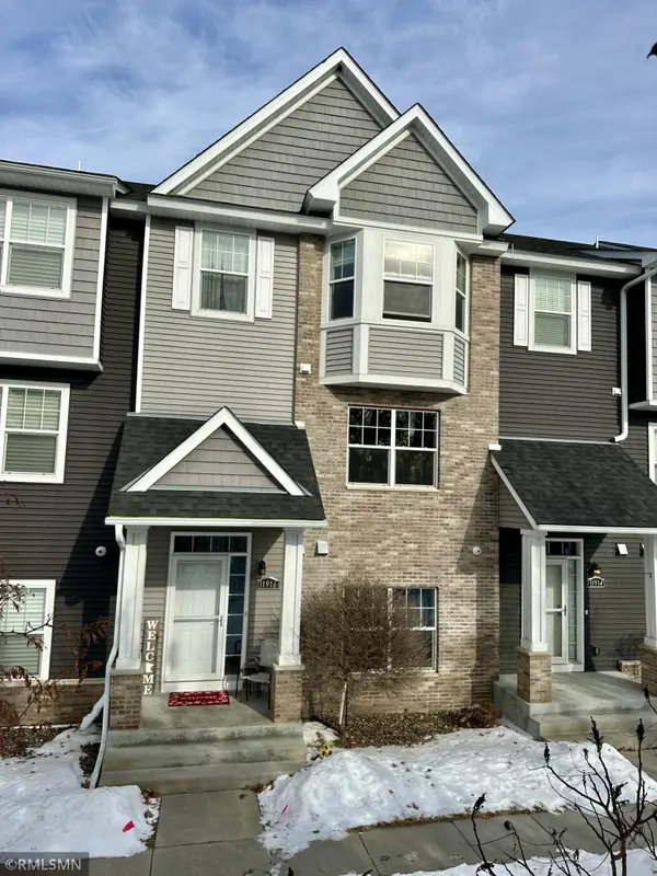 11916 Emery Village Drive N, Champlin, MN 55316