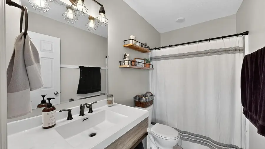 190 Red School Lane, Kellogg, MN 55945 - #3