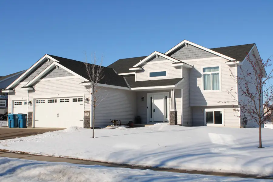 710 Lauren Avenue, Clearwater, MN 55320 - Image #2