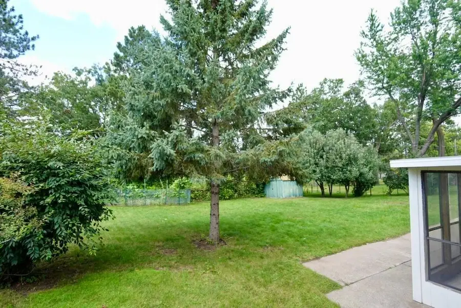 2701 Gerald Avenue, North Saint Paul, MN 55109 - Image #3