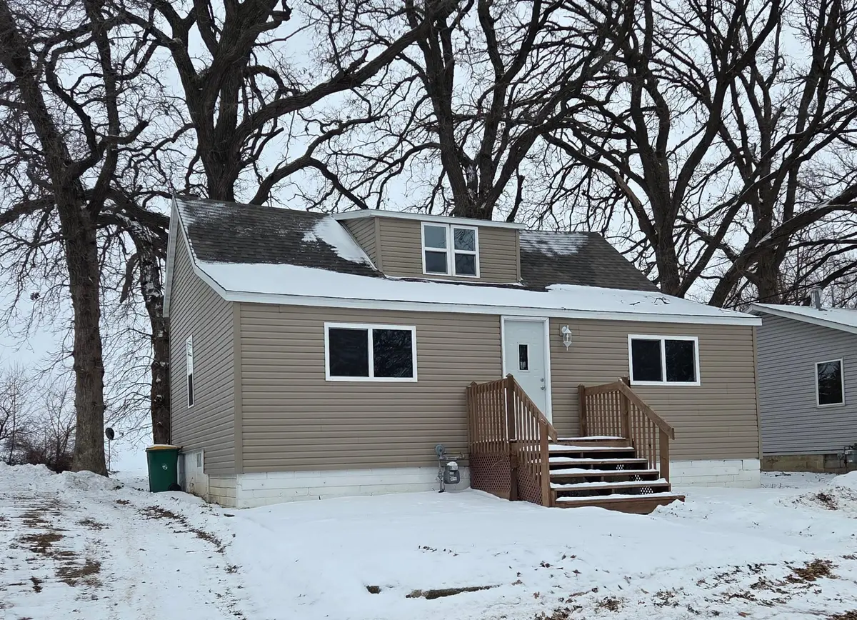 108 Maple Street, Jackson, MN 56143 - #1