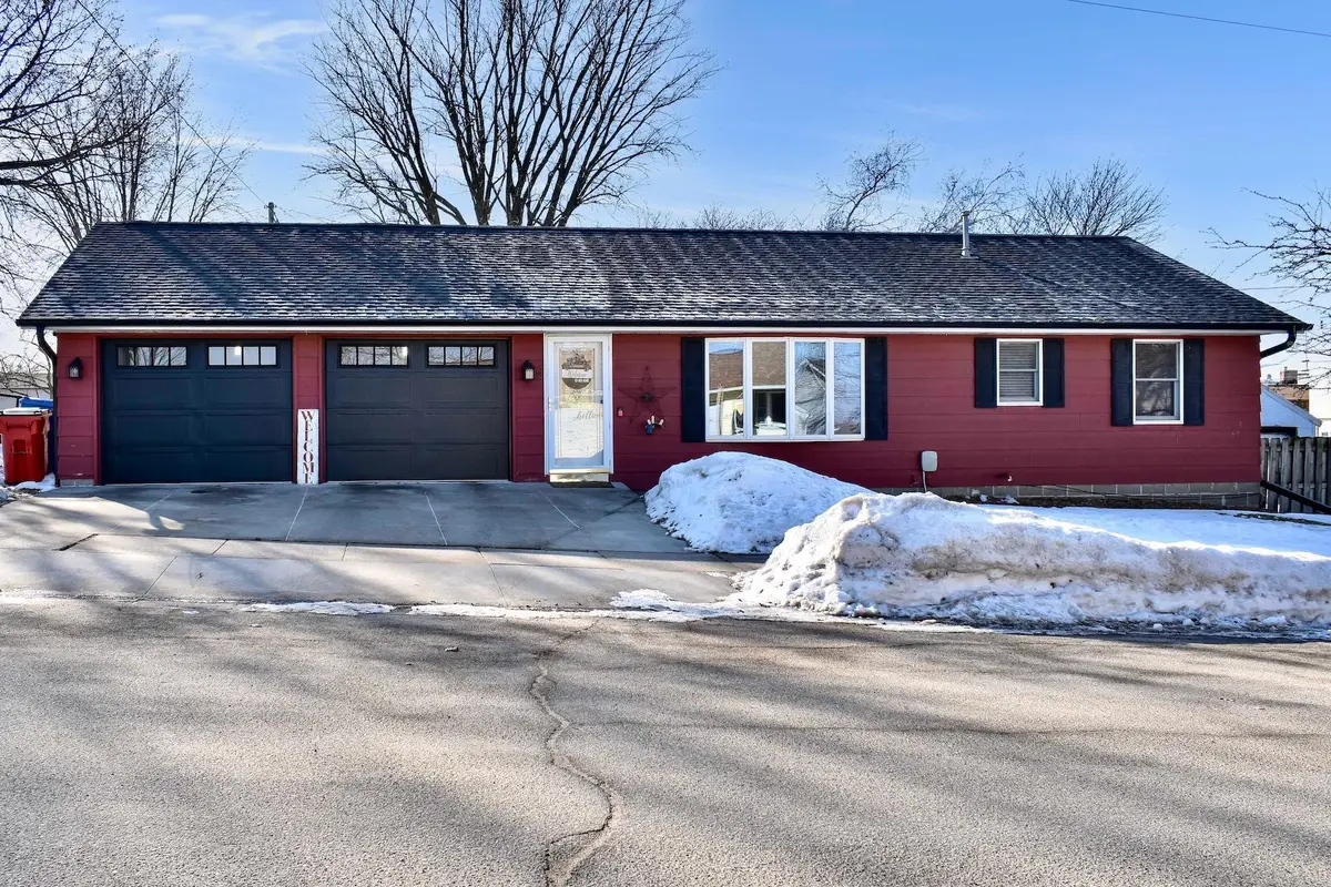 14 1st Avenue Ne, Altura, MN 55910 - #1