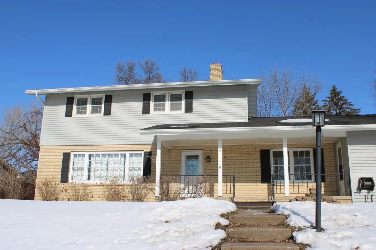 811 Myrtle Street, Buffalo, MN 55313 - Image #1