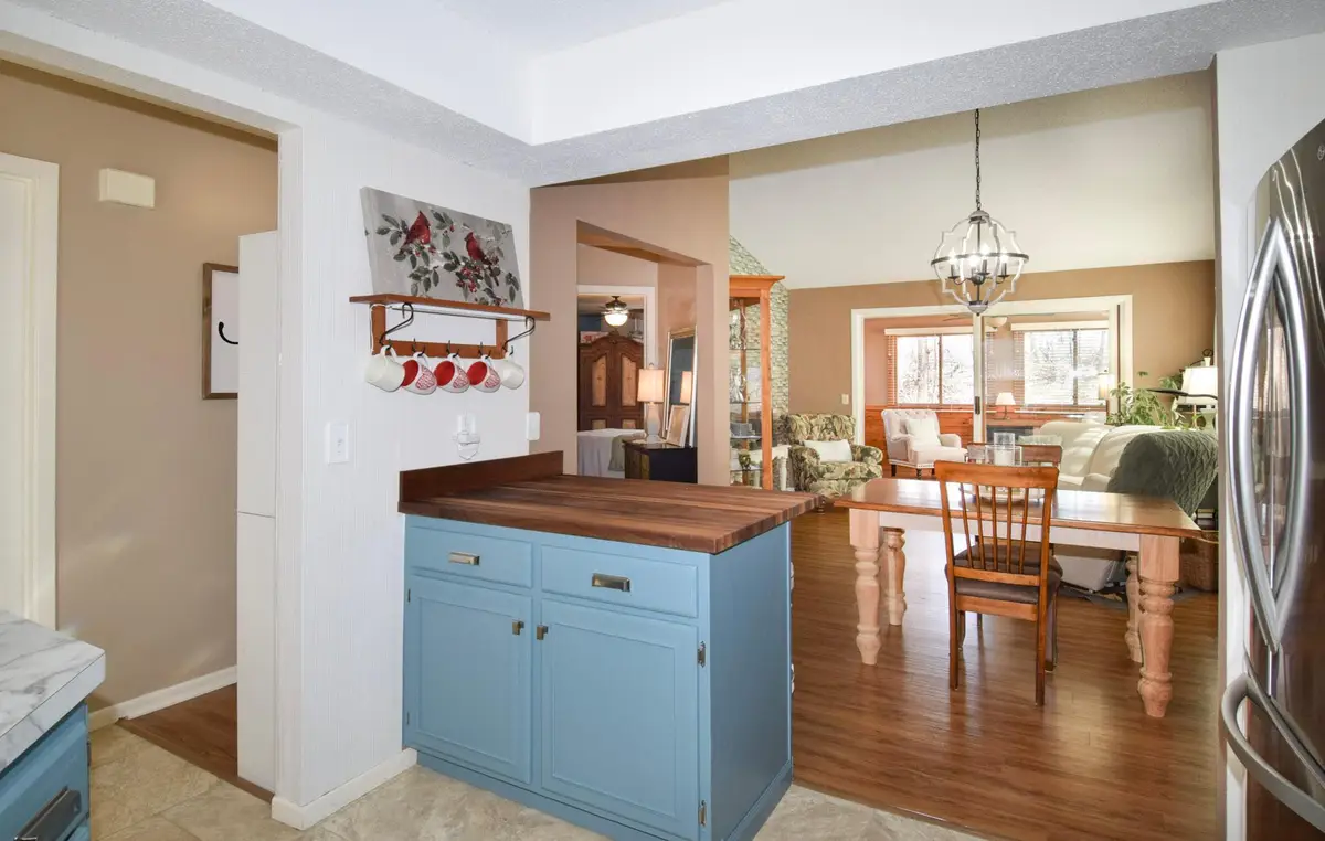 8807 Norway Street Nw, Coon Rapids, MN 55433 - #1