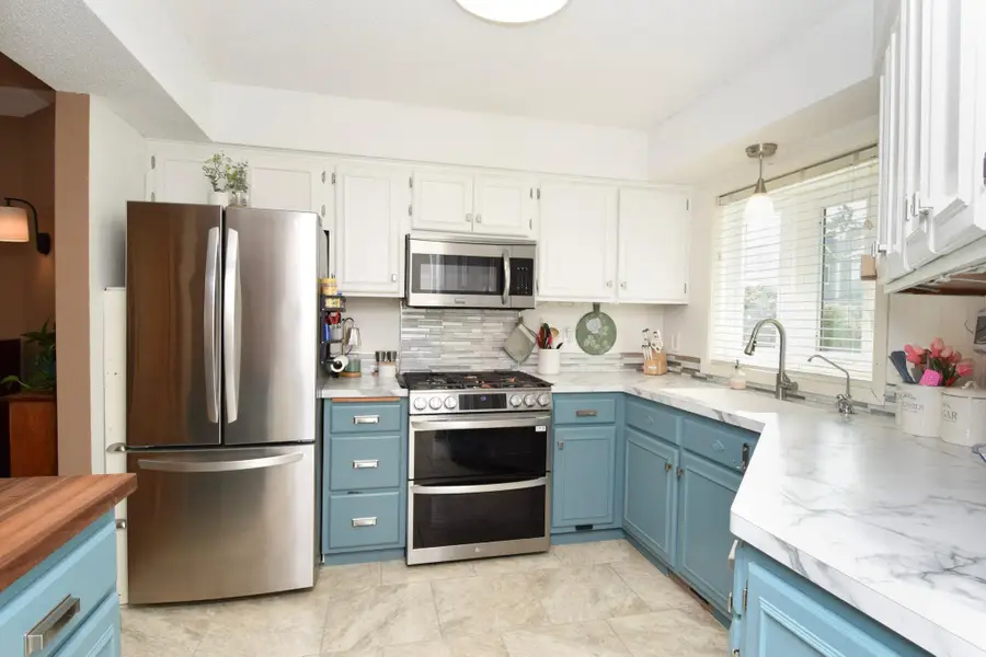 8807 Norway Street Nw, Coon Rapids, MN 55433 - #3