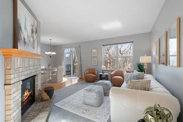 16445 Jarreau Court, Lakeville, MN 55044