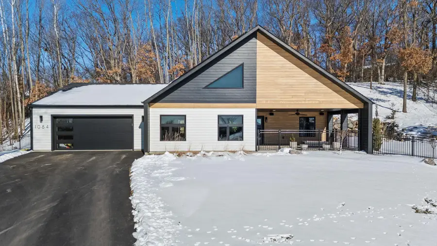 1084 Autumn Oak Lane, Hudson, WI 54016 - #2