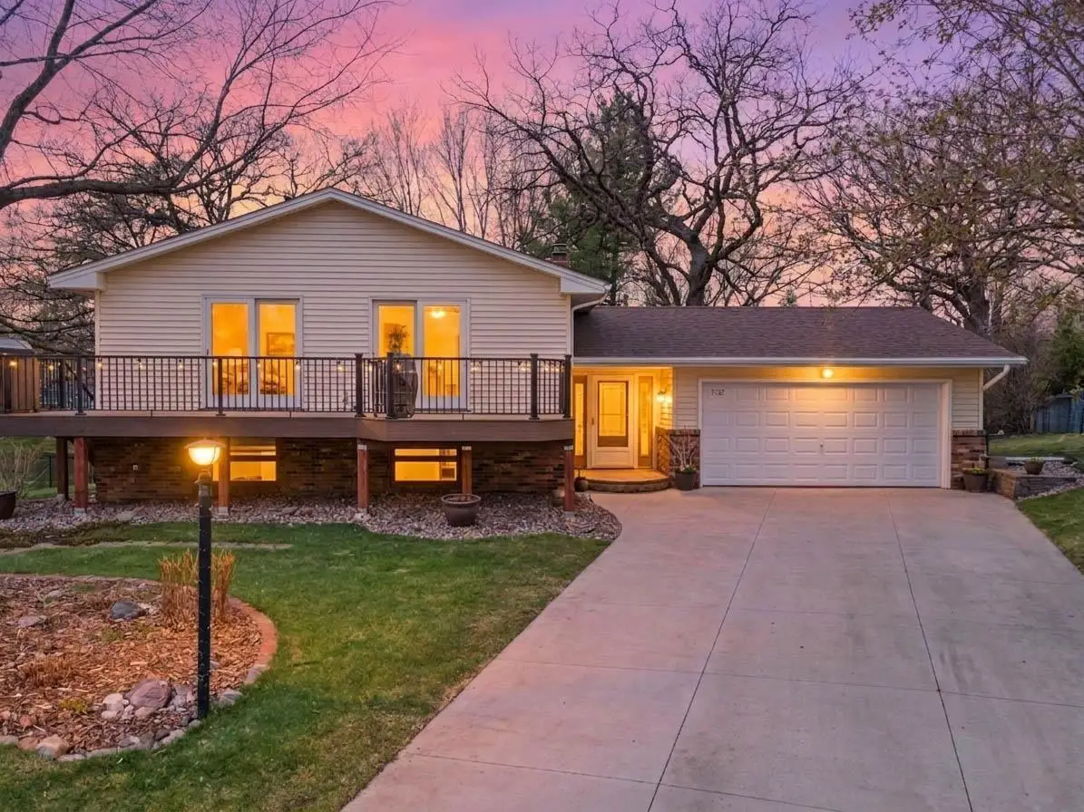 7132 Coachwood Circle, Woodbury, MN 55125 - #1