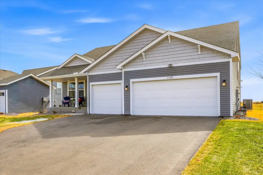 2328 Jandell Avenue Ne, Saint Michael, MN 55376 - #2