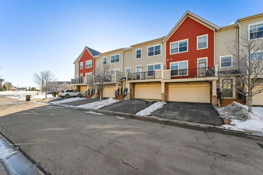 11668 84th Avenue N #303, Maple Grove, MN 55369 - #3