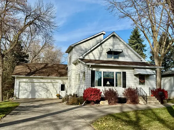 101 E Hawthorne Street, Albert Lea, MN 56007