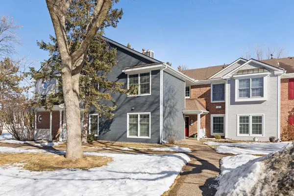 10905 S Rhode Island Avenue S, Bloomington, MN 55438