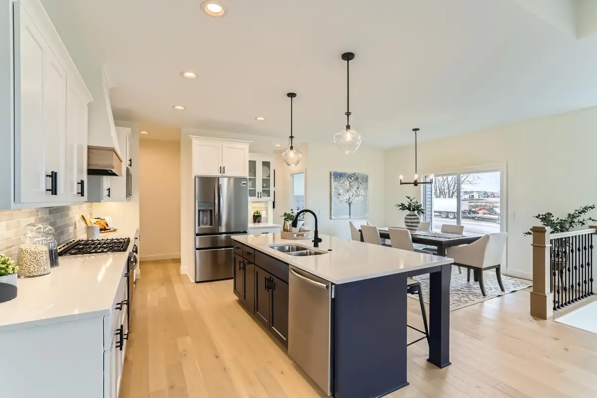 11700 Azure Lane, Inver Grove Heights, MN 55077 - #1