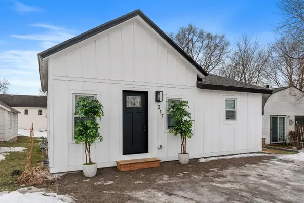 217 Franklin Avenue E, Delano, MN 55328