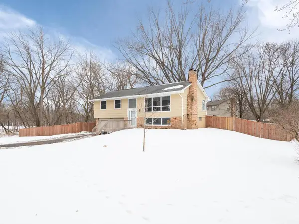 5912 Stoneybrook Drive, Minnetonka, MN 55345