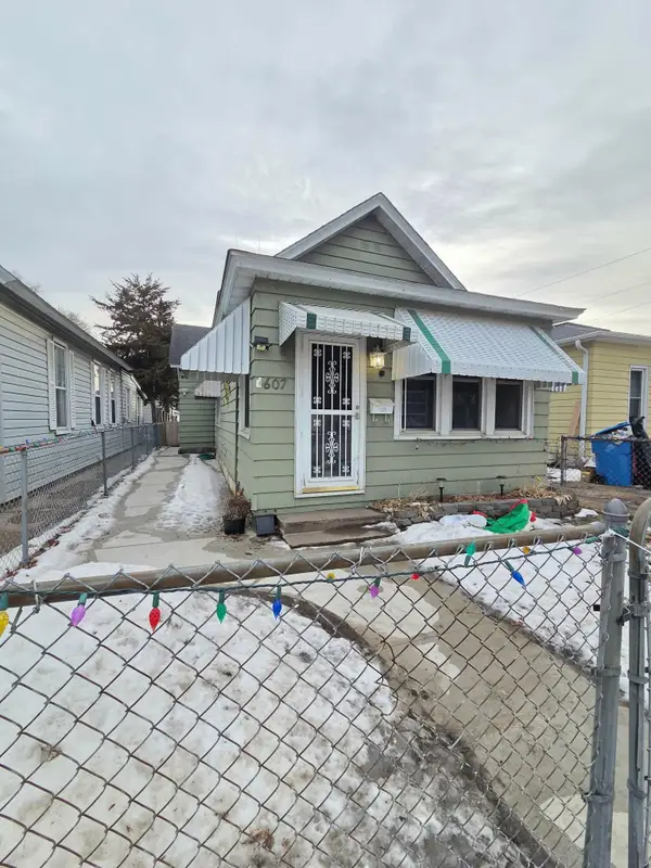 607 E 2nd Street, Winona, MN 55987