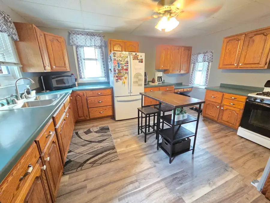 607 E 2nd Street, Winona, MN 55987 - #3